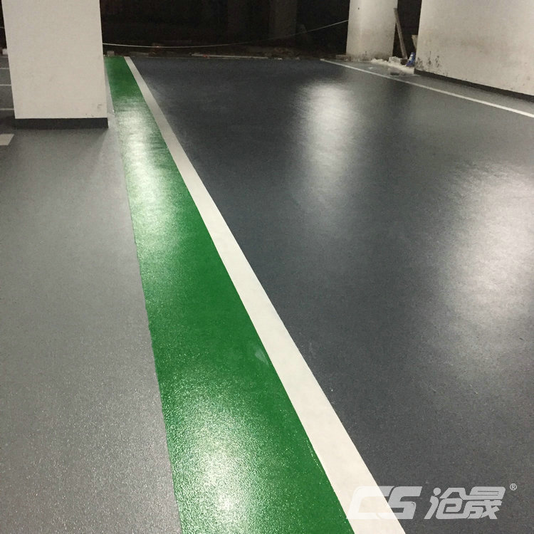 水泥自流平在環氧樹脂地坪漆施工流程中打底有何作用？
